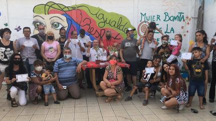 Comprometidos con la educación. Comprometidos con la educación.