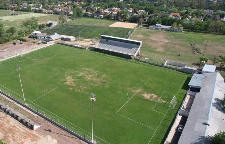 Estadio de Acassuso.