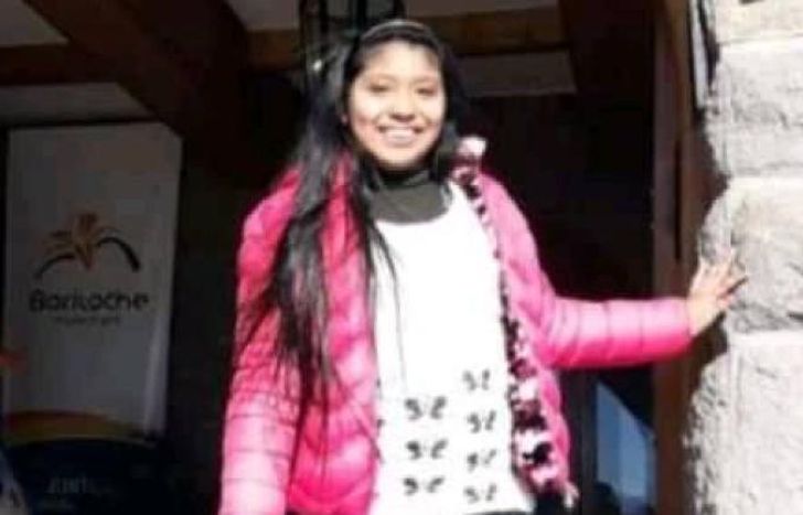 Buscan a una chica a la que los padres habían dejado en la Universidad de Lomas.