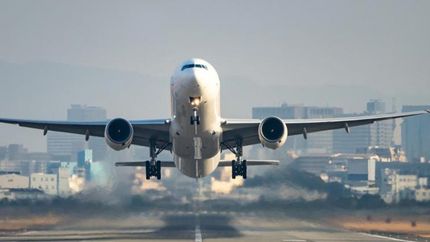 Descarta un cierre total del aeropuerto internacional.