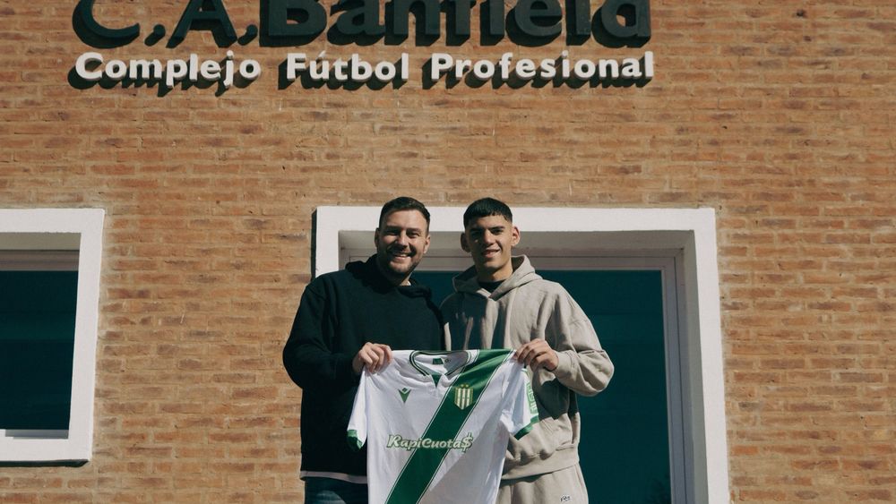 Mateo Mendizabal firmó contrato con Banfield hasta 2028. Mateo Mendizabal firmó contrato con Banfield hasta 2028.
