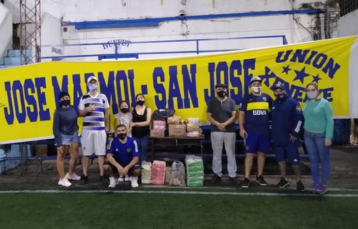 En la primera entrega de donaciones.