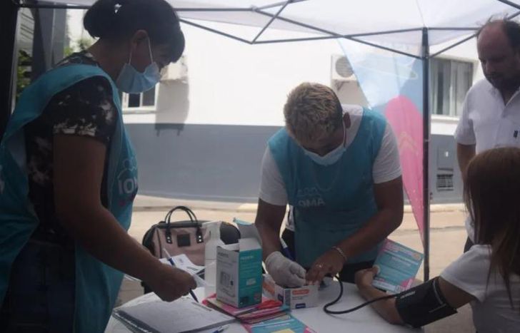 Habrá controles de salud y asesoramiento sobre trámites.