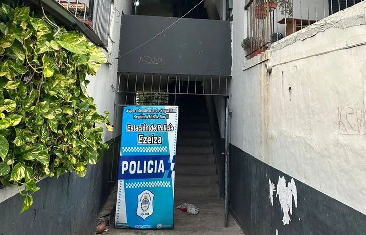 Allanamiento con un detenido en los monoblocks de Llavallol.