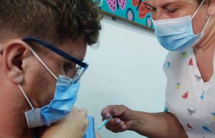 La vacuna viene demostrando una gran efectividad.