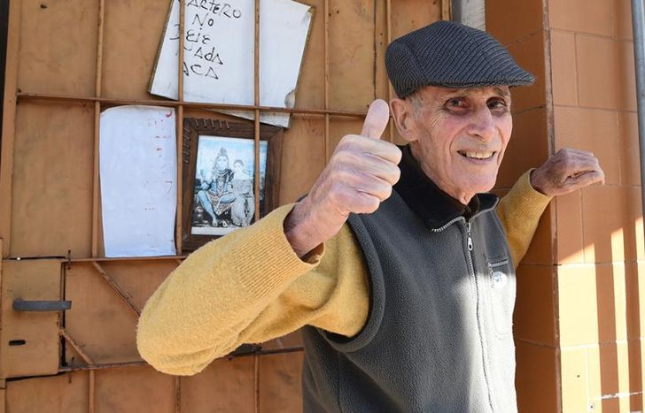 El lomense disfruta mucho de la compañía de su familia.