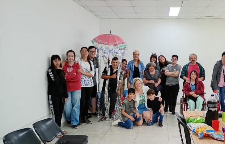 El taller funciona en el Centro Integral de Salud Oliveras, de San José.