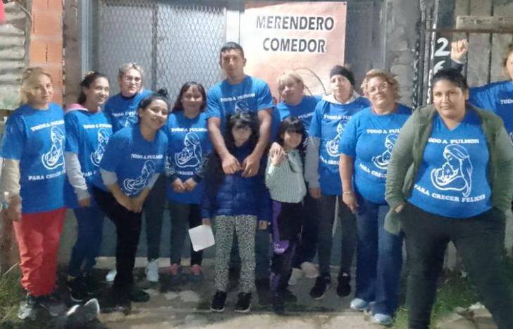 El equipo del merendero de Fiorito.