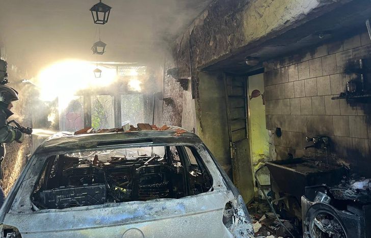 Los Bomberos de Lomas controlaron las llamas sin mayores inconvenientes.