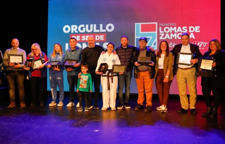 Los lomenses distinguidos con el premio Orgullo de ser de Lomas.