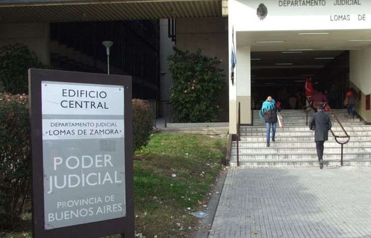 Esperan respuestas de la Justicia de Lomas.