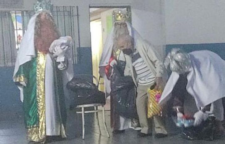 Entregaron diversos regalos.