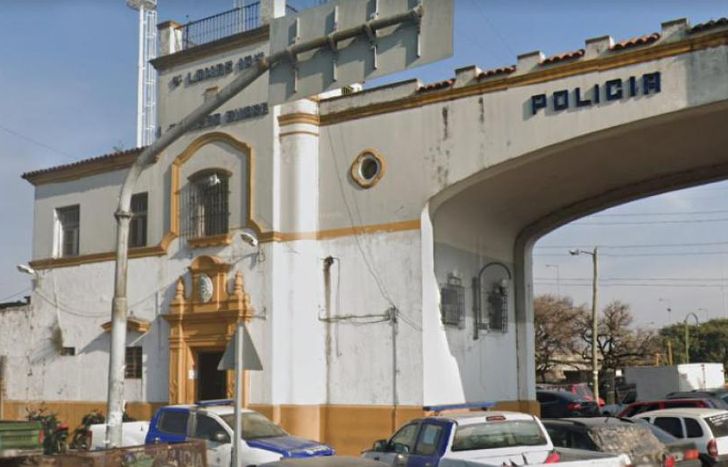 El joven fue detenido por efectivos de la Comisaría 10ª de Ingeniero Budge.