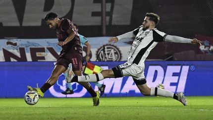 Salvio tuvo una clara en le primer tiempo para poner en ventaja a Lanús.