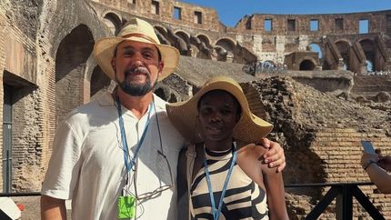 Jenny Mavinga con su esposo. Jenny Mavinga con su esposo.