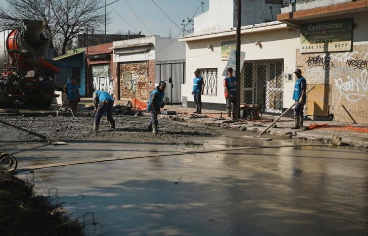 Siguen abriendo frente frentes de repavimentación en hormigón y carpeta asfáltica.