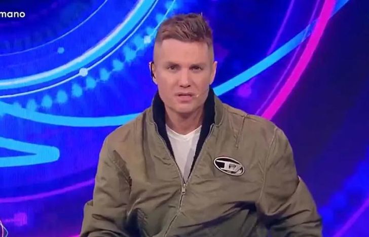 Anuncio de Santiago del Moro.