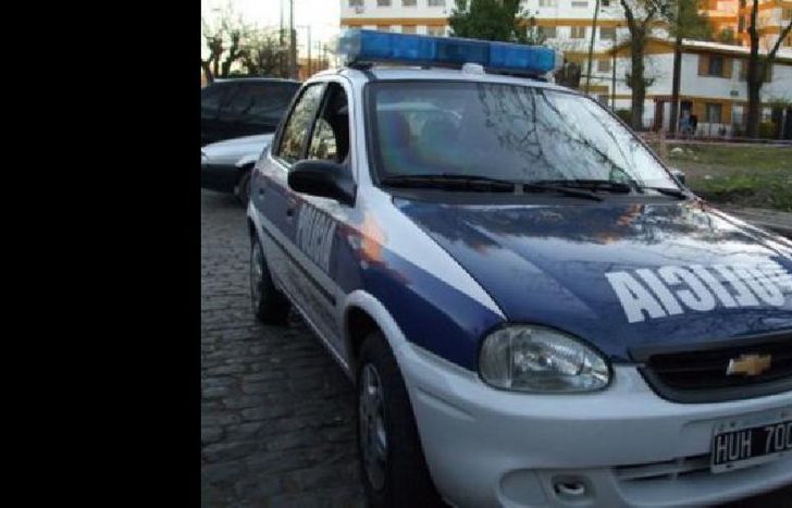 se disfrazaban de policías para cometer los robos en el Partido de almirante brown.