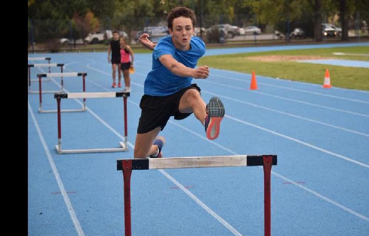 solos o en grup0, los vecinos entrenan en el predio.