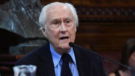 Falleció el 6 de noviembre de 2020.