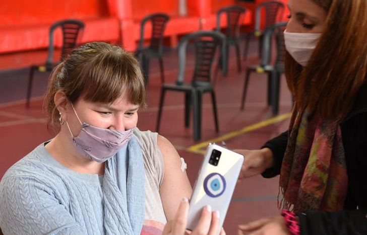 En las últimas 24 horas, se aplicaron 5.294 dosis.