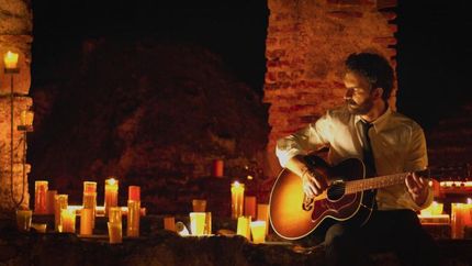 Arjona y una puesta muy especial.