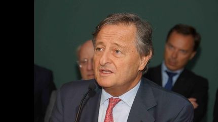 los empresarios salen a defender la disparada del dolar