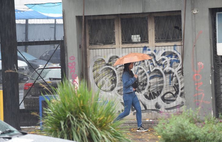 Apareció el otoño con lluvias y temperaturas más bajas.