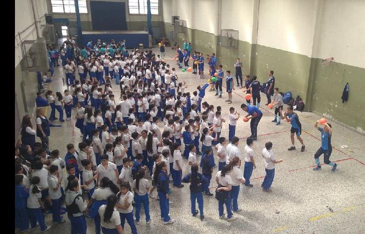 la jornada recreativa estuvo a cargo de los miembros de las inferiores sub 17 y sub 15.