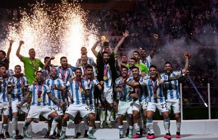 Todo mal con ex de un campeón en Qatar.