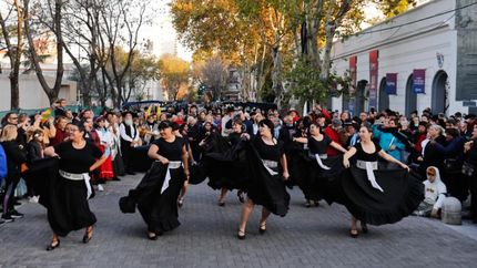 Gran despliegue en la semipeatonalizada Manuel Castro.