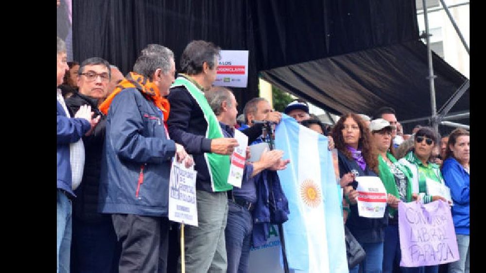 Para Pablo Moyano, el paro fue “contundente”: “Estos funcionarios no sienten nada”