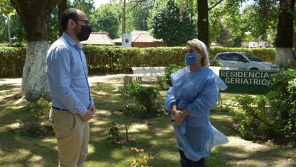 Operativo en el Geriátrico Las Camelias, de Temperley Este.