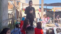 Para la jornada del Día de la Niñez buscan magos y artistas circenses que puedan sumarse voluntariamente.