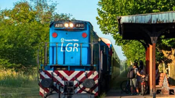 Bronca por la falta de trenes y colectivos en Cañuelas y alrededores: Nos están dejando aislados.
