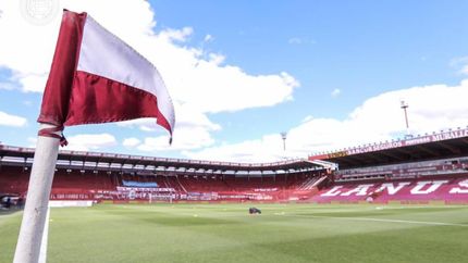 El plantel volverá al trabajo el sábado. El plantel volverá al trabajo el sábado.
