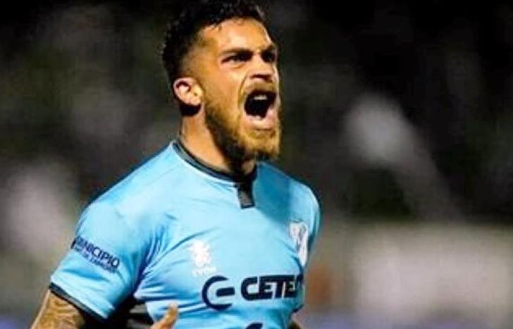 Adrián Arregui  regresó a Temperley.