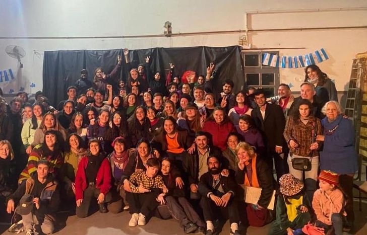 La fiesta será en el Teatro Cosmopolita.