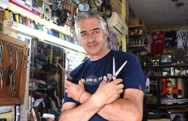 Dentro del local, todo es para mirar.