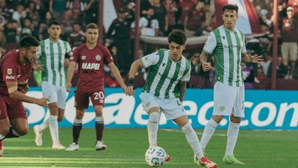 Banfield ante la obligación de sumar. Banfield ante la obligación de sumar.