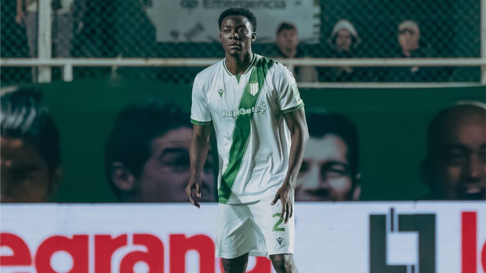 Banfield emitió un comunicado fijando su postura sobre la salida de Danilo Arboleda.