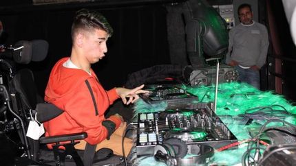 Lautaro en la última edición de la Matinée Inclusiva en Auditorio Sur.