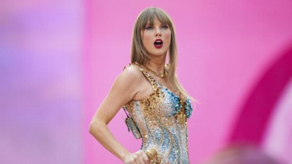 Taylor Swift.