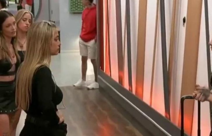 Se picó entre Sabrina y Furia.