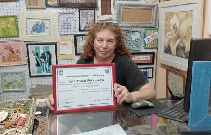 Claudia aprendió el oficio hace 40 años.