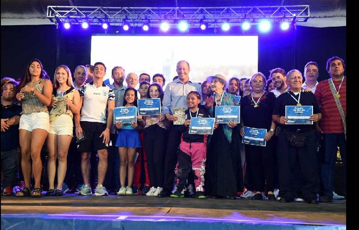MARTÍN FELICITÓ A LOS VECINOS Y DESTACÓ CÓMO LA CULTURA DEL DEPORTE SE INSTALÓ EN LOMAS.