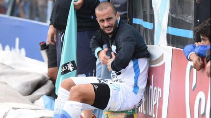 Mauro Guevgeozián sufrió un esguince de tobillo en los primeros minutos del partido. Mauro Guevgeozián sufrió un esguince de tobillo en los primeros minutos del partido.