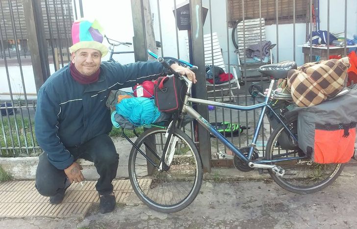 La última vez que el Patón realizó el viaje fue en 2018. Este año, volverá a salir desde Lomas para repartir alegría a los vecinos.