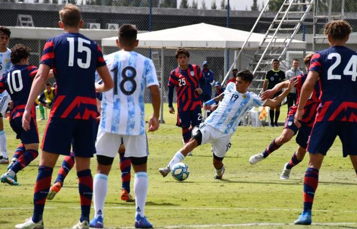 Hubo nutrida presencia Granate en el amistoso.