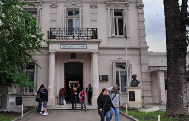 Tras toda la noche en trabajo de parto, llegó Mateo.